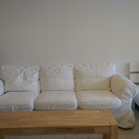 Attractive Cute Apartment Оффенбах Экстерьер фото